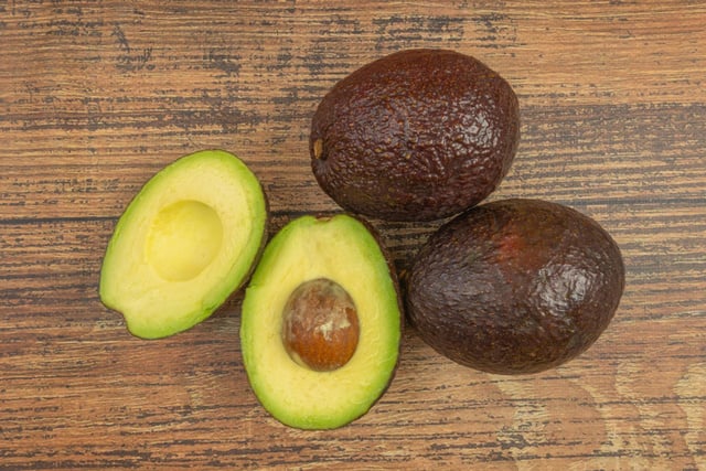 L’erreur que l’on fait tous avec l’avocat (et la bonne méthode pour l’utiliser sans qu’il noircisse)