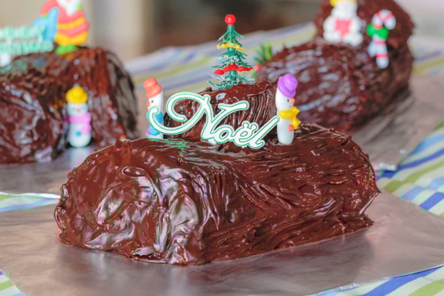 Comment faire une bûche de Noël au chocolat ?