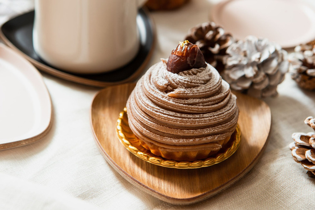 Dessert de Noël : pour changer de la bûche, la recette de Mont Blanc à la crème de marrons de Christophe Michalak