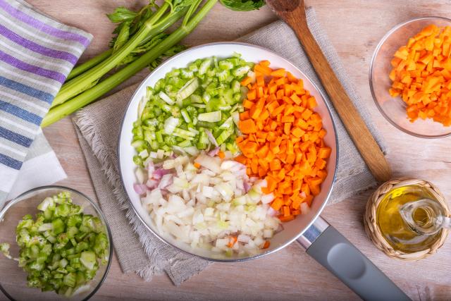 Mirepoix de légumes Adobe Stock
 