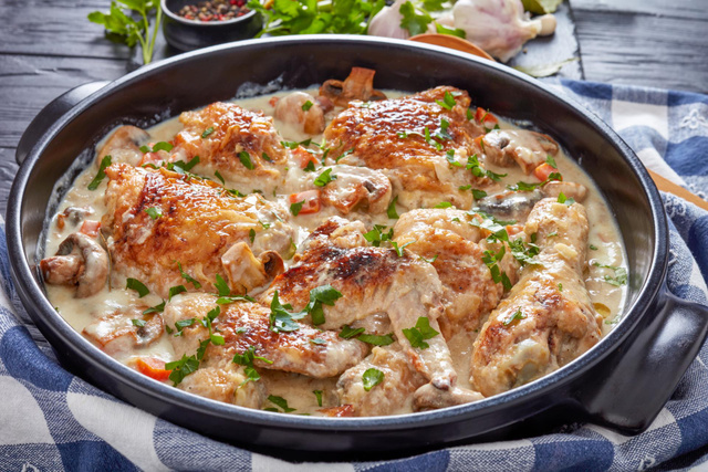 Oubliez le poulet rôti du dimanche, misez désormais sur le poulet à la cancoillotte de Laurent Mariotte !