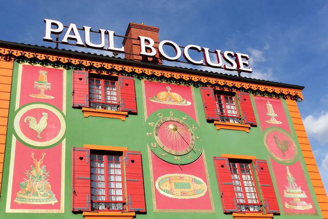 Un véritable trésor découvert par hasard dans les caves du restaurant Paul Bocuse