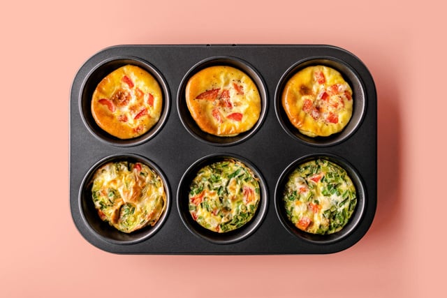 Moule à muffins : l'astuce magique pour préparer des mini-frittatas aux légumes d'été sans poêle et en 15 minutes chrono