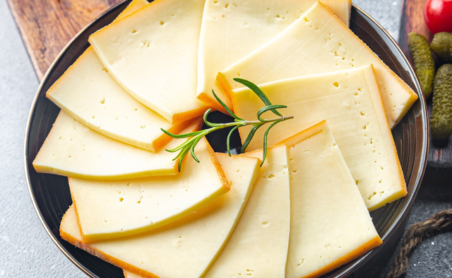 Rappel chez Grand Frais : ce fromage contaminé à la Listeria ne doit pas être consommé
