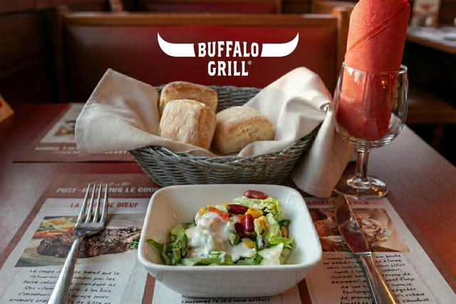 Buffalo Grill : à quoi sert vraiment la salade offerte ? Voici le secret de ce rituel