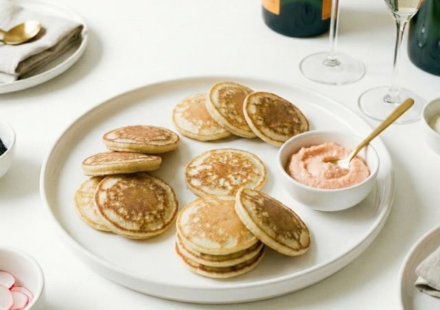 Que mettre sur des blinis pour votre apéro de Noël ?