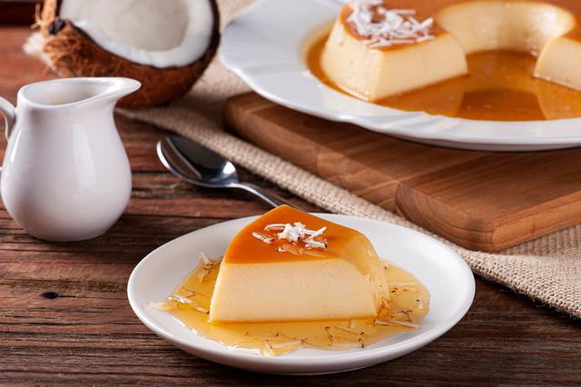 “Excellent et facile à réaliser” : voici la meilleure recette de flan coco selon les lecteurs de 750g !