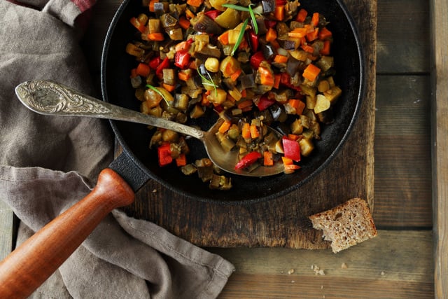 Avoir une ratatouille riche en goût. Adobestock