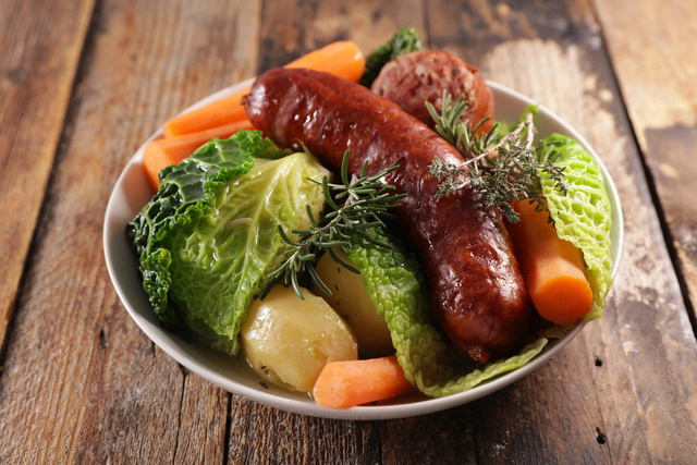 Potée de chou facile : le plat d’hiver qui réchauffe et cuit tout seul