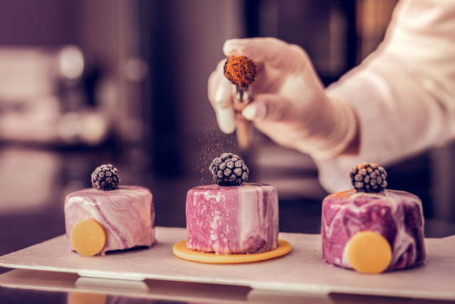 Bientôt un nouveau film de Jamel Debbouze sur la belle histoire d'un champion du monde de pâtisserie