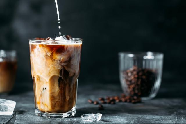 Moka Frapuccino ou mocha glacé. Adobestock