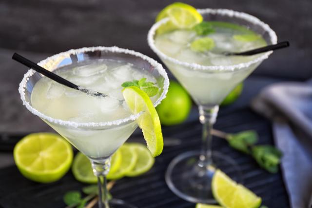 Pourquoi met-on du sel sur les verres de cocktail margarita ?