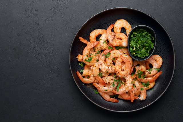 “Une recette express qui sent bon l’été” : Ce plat à base de crevettes signé Laurent Mariotte est à tester d’urgence !