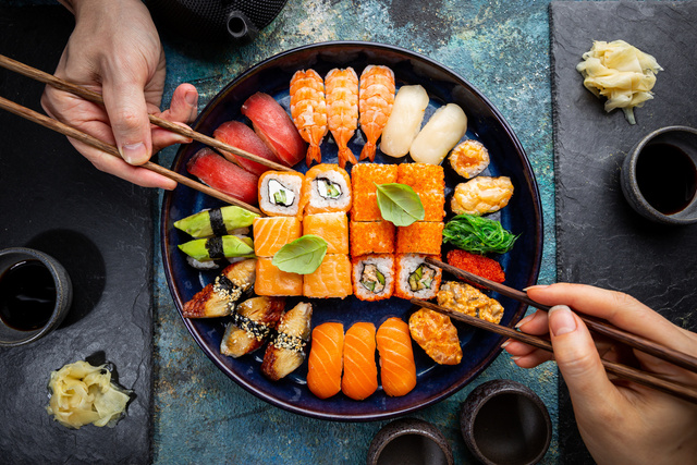 Le sushi, c'est fini ? Ce plat emblématique n’a t-il vraiment plus la cote auprès des Français ?
