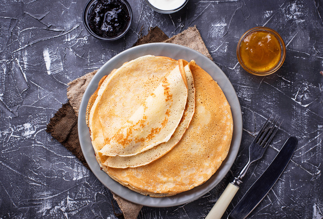 Pâte à crêpes sans grumeaux : l'astuce infaillible de Philippe Etchebest pour la Chandeleur