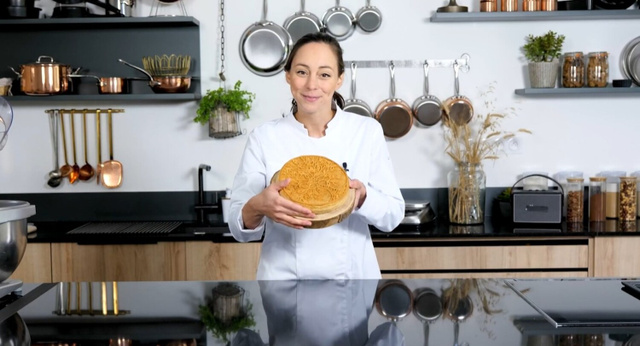 “Un feuilletage aérien, une frangipane légère” : la recette de galette des rois de Nina Métayer