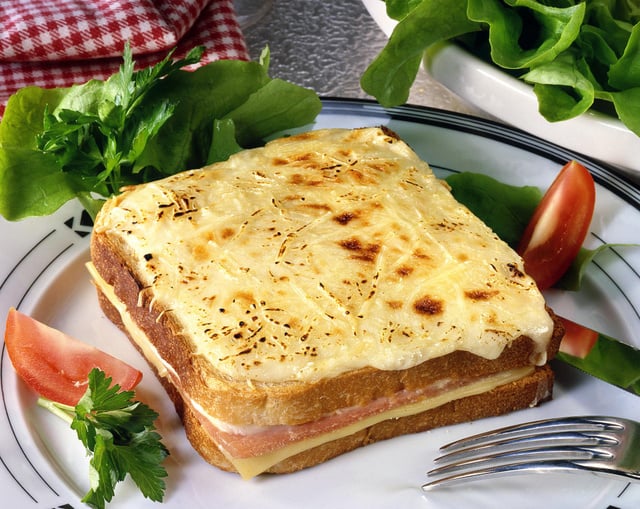 Ce croque au fromage est le plus réconfortant à tester quand il fait gris dehors !