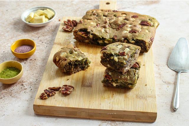 Matcha + Ube : voici notre recette pour faire un délicieux brownie avec les deux ingrédients les plus tendances du moment