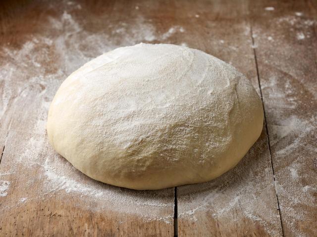 Pâte à tarte maison : voici notre astuce pour diviser le temps de repos par 2 !