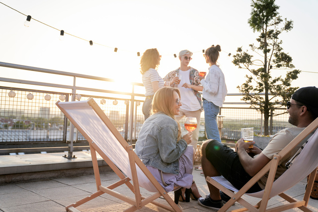 Ce rooftop en France vient d’être élu parmi les plus beaux d’Europe : le coucher du soleil est à couper le souffle