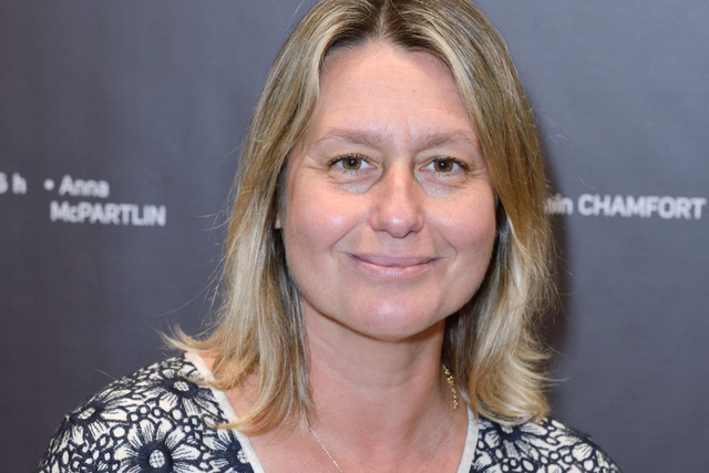 “C’est top ! ”: Luana Belmondo partage sa recette pour faire un délicieux gâteau de pain sucré !