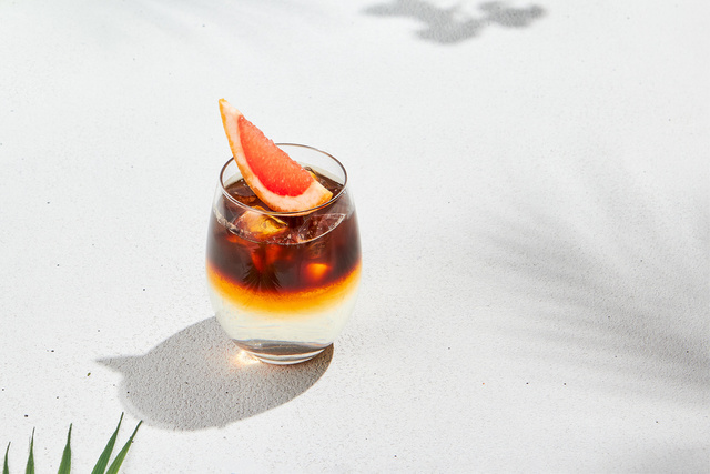 Comment faire un Coffee Tonic, un cocktail frais, sans alcool qui donne un coup de fouet !