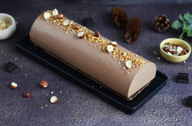 Bûche de Noël chocolat et praliné. Nadia Paprikas