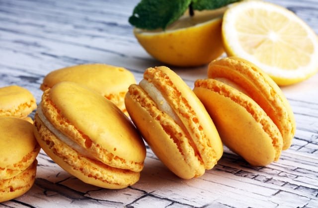 20 idées de recettes de macarons originales pour votre dessert de Noël