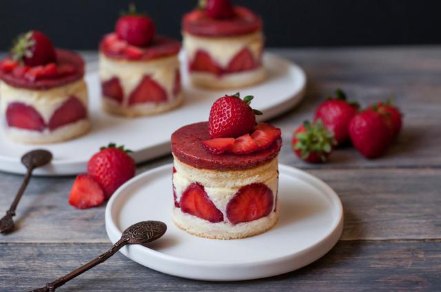 Philippe Etchebest livre sa recette pour réaliser un fraisier de compèt’ et éblouir ses invités à Pâques