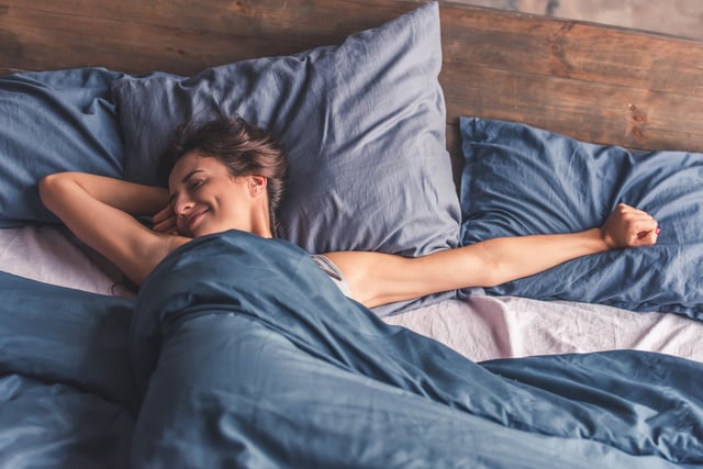 Sommeil : les 4 meilleurs aliments à privilégier le soir pour mieux dormir