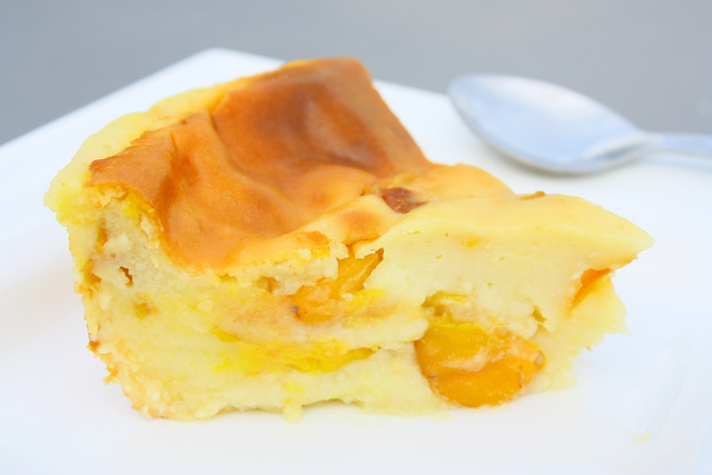 “Je fais cette recette dès qu’elles commencent à s’abîmer” : voici ma recette de clafoutis aux mirabelles à la cannelle