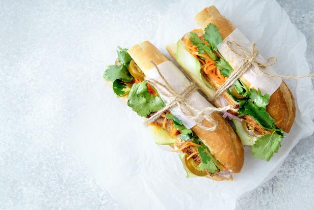 Banh-mi Adobe Stock
 