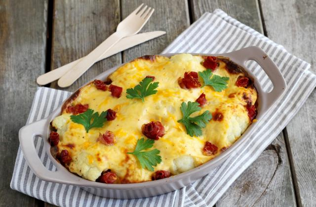 Gratin de chou-fleur à la mimolette et jambon serrano. Silvia Santucci
