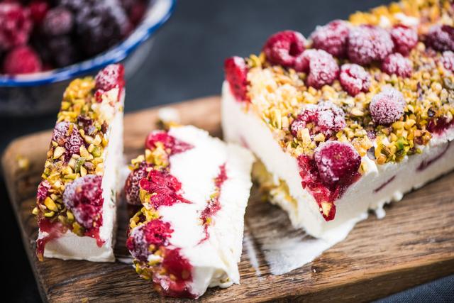 Semifreddo. Adobestock