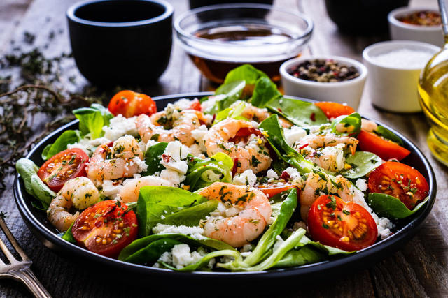 Les 10 meilleures recettes de salades avec des tomates !