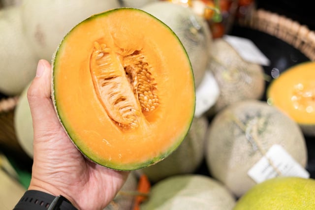 Plus de 5 euros : pourquoi le prix du melon est-il si exorbitant en ce début de saison estivale ?