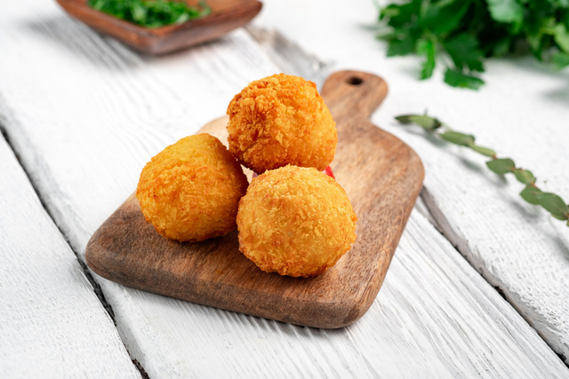 Cette diététicienne transforme de la purée surgelée en croquettes maison ultra rapides