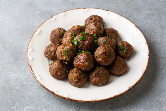 Plus jamais de surgelées : voici la recette express de boulettes de viande maison (prêtes en 20 minutes)