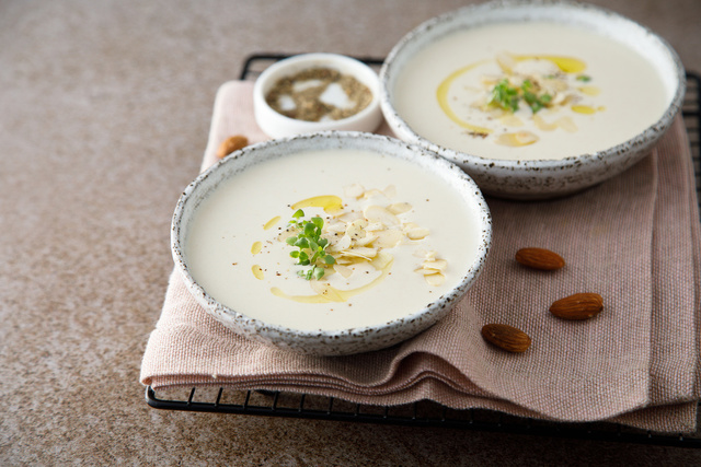 Cette soupe froide espagnole à l’ail signée Laurent Mariotte change de l’éternel gaspacho