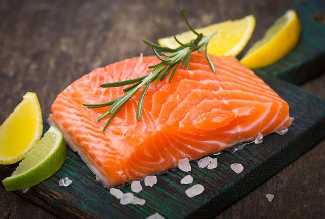 Attention, vous ne devez pas mettre de citron sur votre saumon fumé !