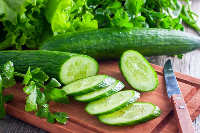 Ce geste que l'on devrait toujours prendre le temps de faire quand on mange des concombres !