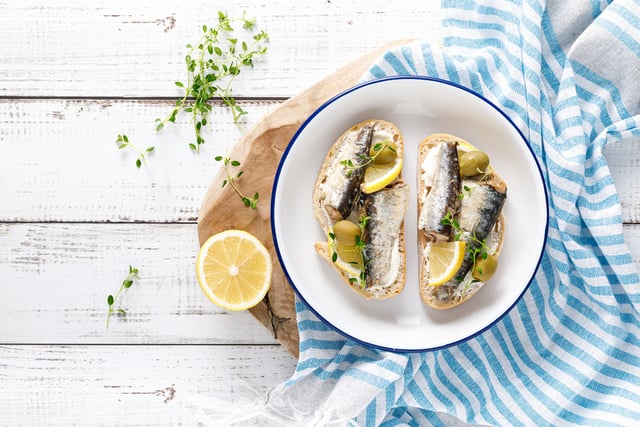Voici le seul type de sardines en conserve que cette neuroscientifique recommande pour votre santé