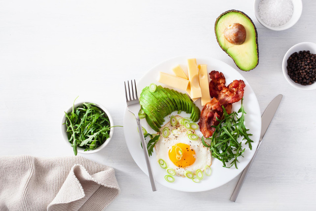 Quels sont les aliments autorisés et interdits pour un régime cétogène ?
