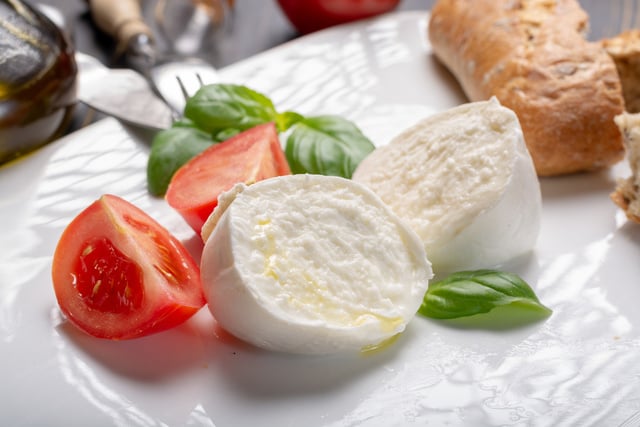 Voici pourquoi vous ne devriez jamais utiliser la même mozzarella pour tous vos plats