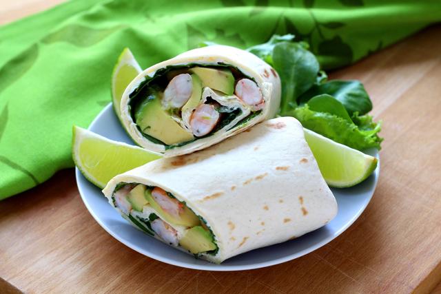 Wraps avocat houmous et crevettes. Silvia Santucci