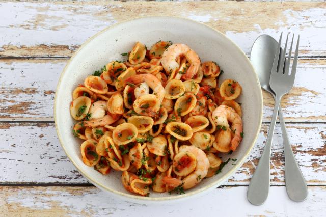 Orecchiette aux crevettes et sauce tomate. Silvia Santucci