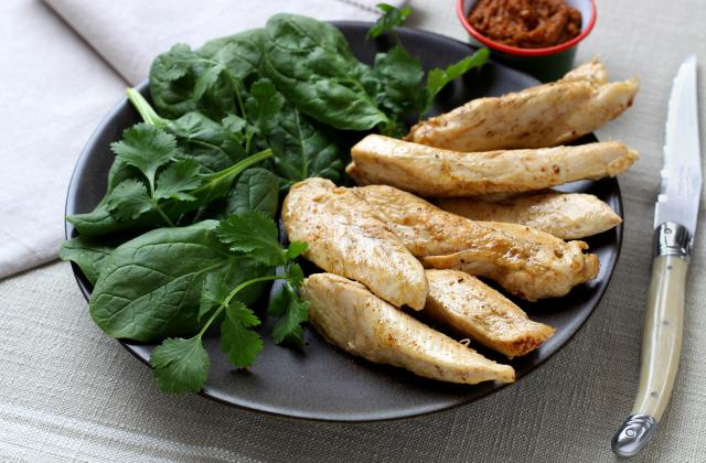 Aiguillettes de poulet sauce satay. Pascale Weeks