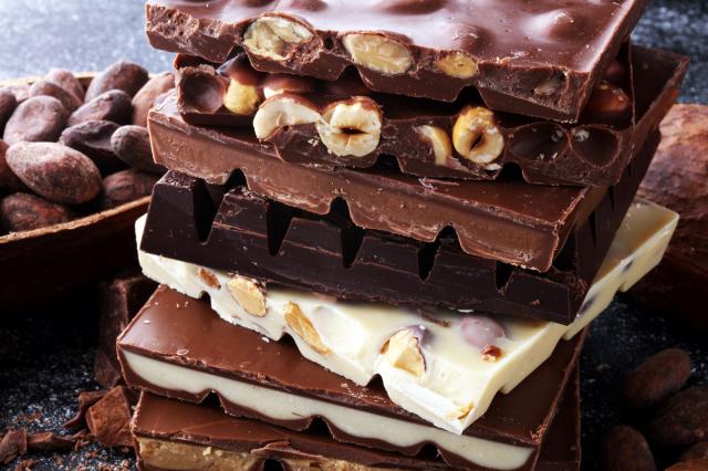 Il est trop gras, fait maigrir, rend heureux : découvrez les 4 idées reçues sur le chocolat