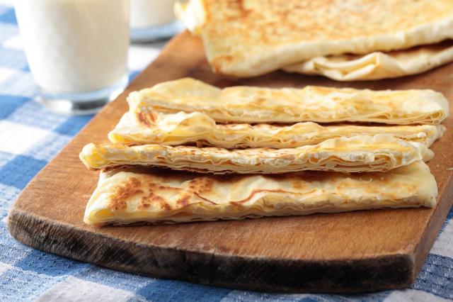 Le "feta bread" : découvrez ce pain sans repos tellement simple à faire que vous allez l’adopter !