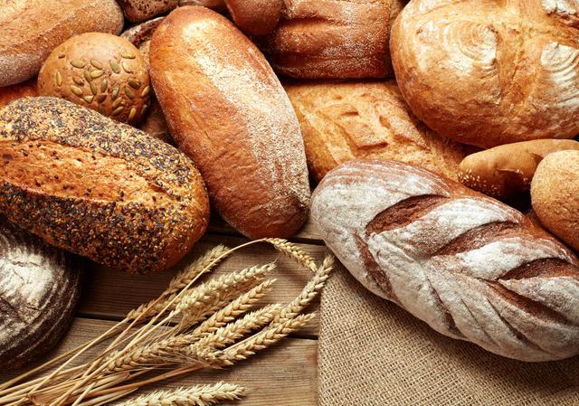 Cette astuce de conservation permet à votre pain de rester frais plus longtemps (et ce n’est pas la congélation)